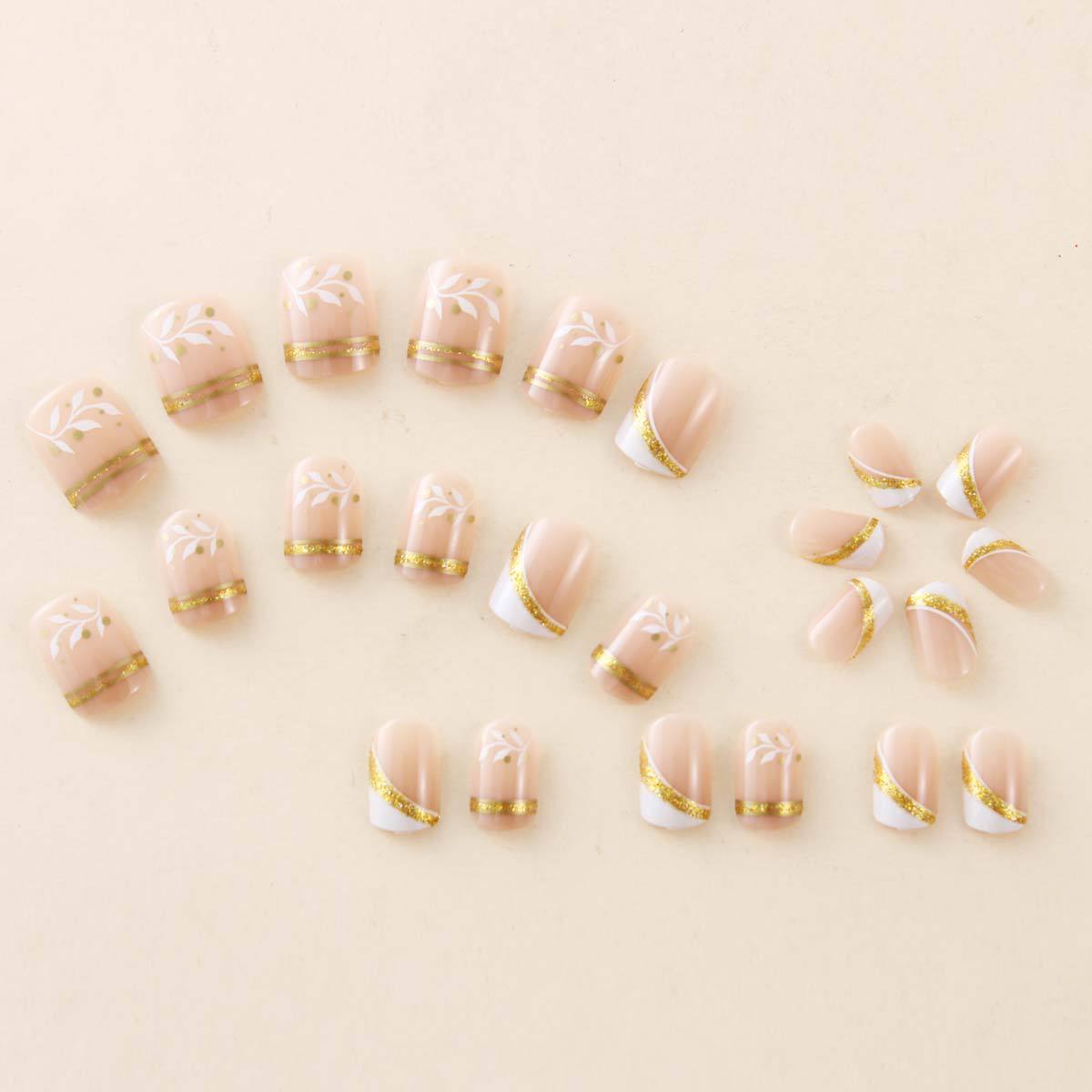 Krótkie, średnie sztuczne pazn – Nail Art Press On recenzja i cena
