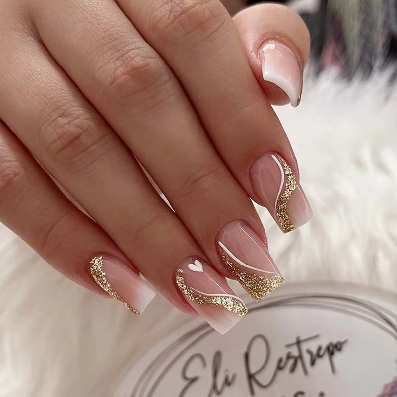 Krótkie, średnie sztuczne pazn – Nail Art Press On recenzja i cena